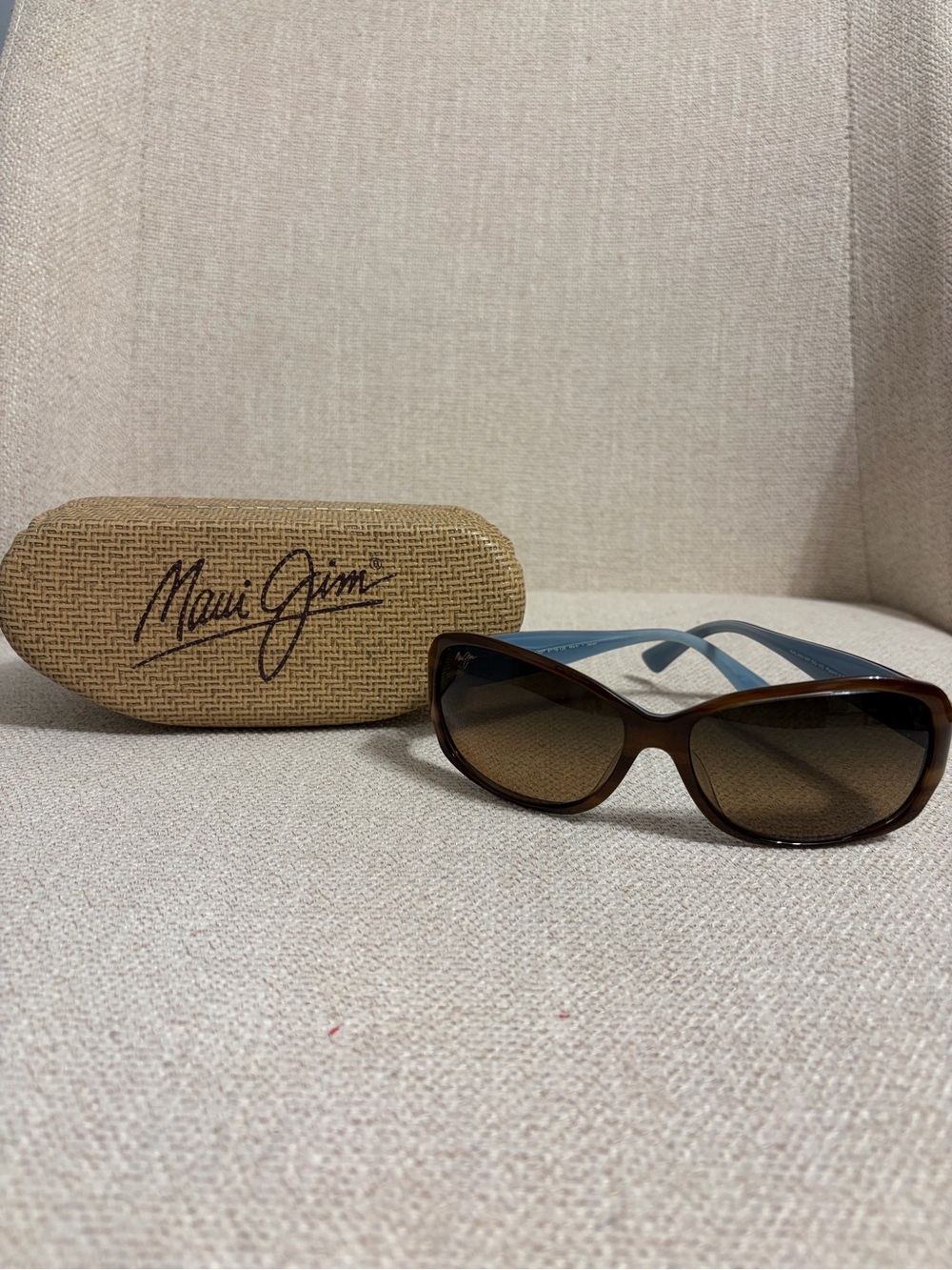 Maui Jim Brown Frame Blue Temple Gradient Lens Sunglasses
